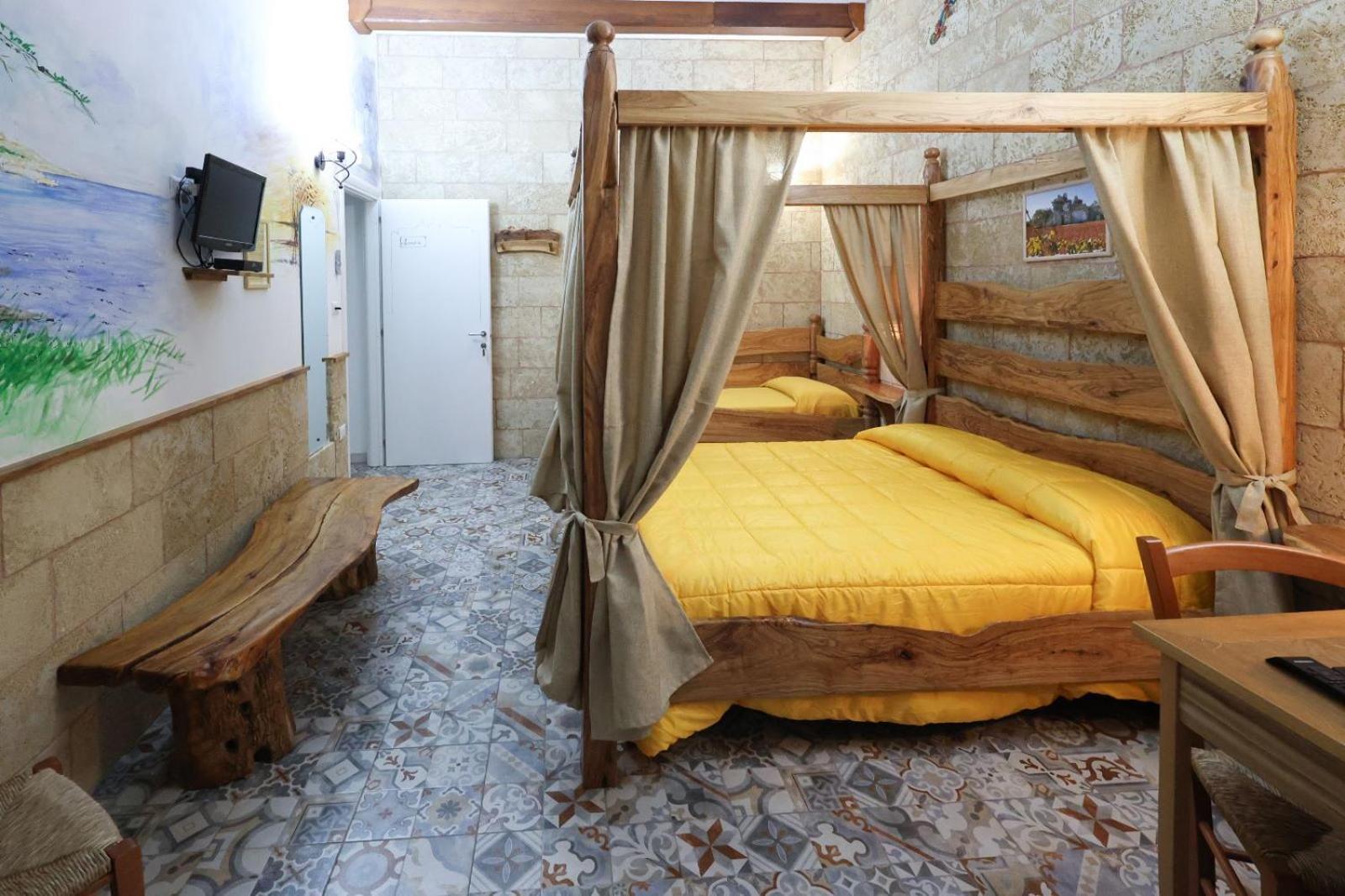 モルチャーノ・ディ・レウカ Antico Borgo Marchese Bed & Breakfast エクステリア 写真