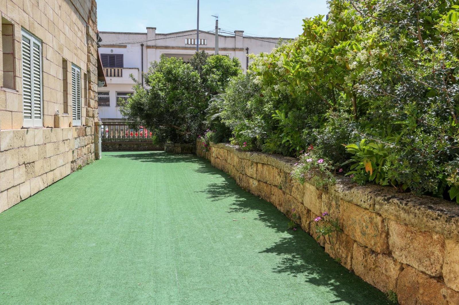 モルチャーノ・ディ・レウカ Antico Borgo Marchese Bed & Breakfast エクステリア 写真