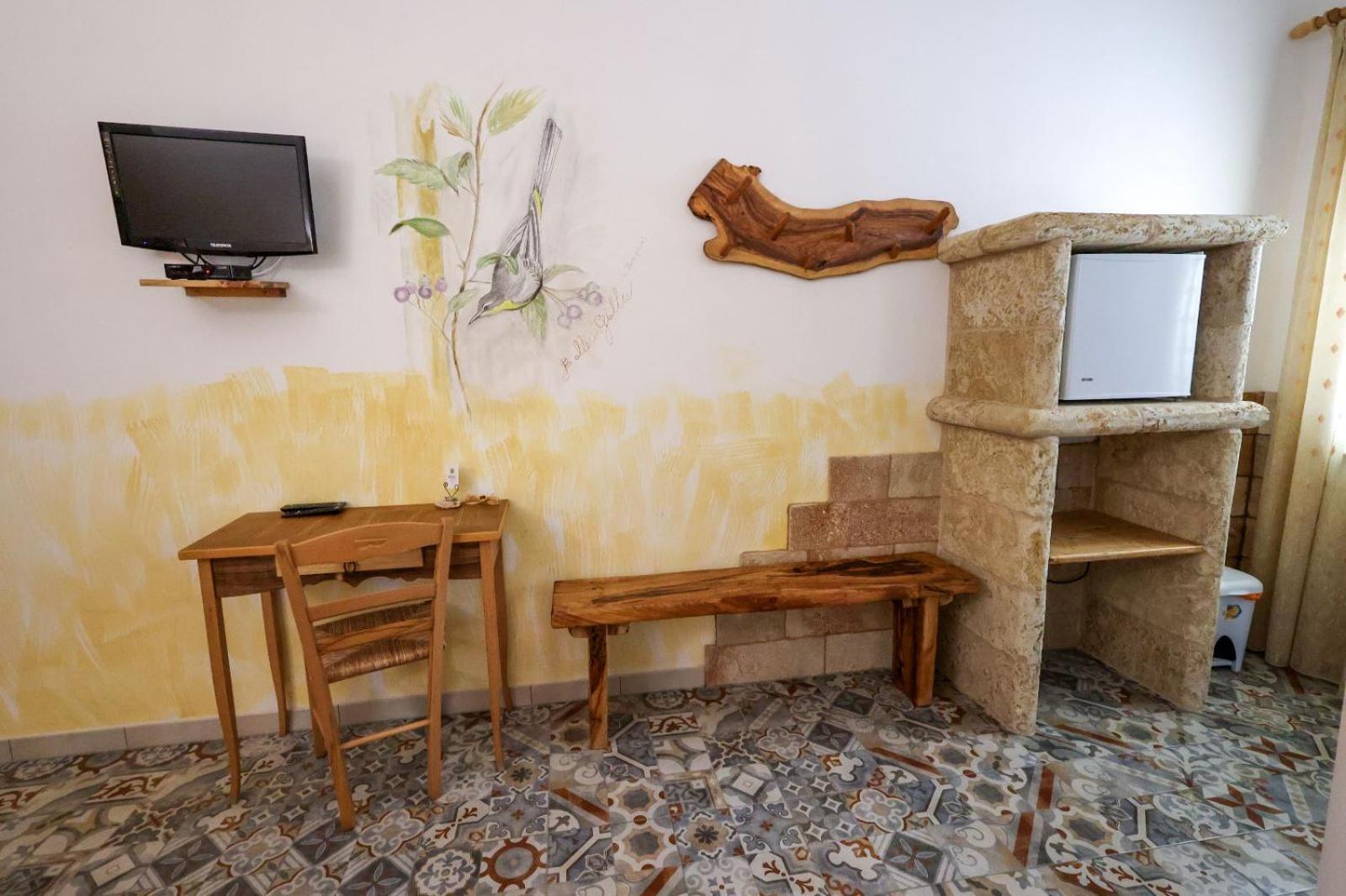 モルチャーノ・ディ・レウカ Antico Borgo Marchese Bed & Breakfast エクステリア 写真