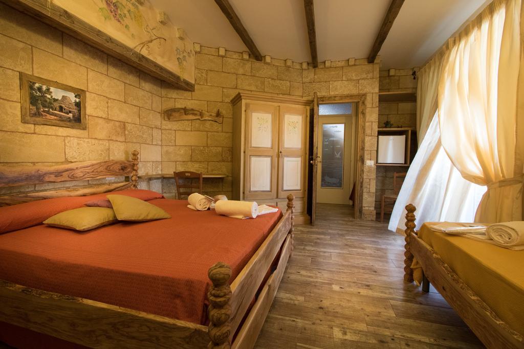 モルチャーノ・ディ・レウカ Antico Borgo Marchese Bed & Breakfast エクステリア 写真