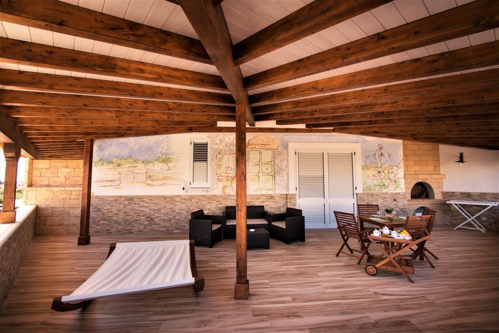 モルチャーノ・ディ・レウカ Antico Borgo Marchese Bed & Breakfast エクステリア 写真